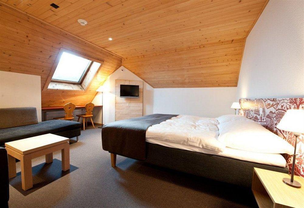 Hotel Landhaus Saanen Exterior foto