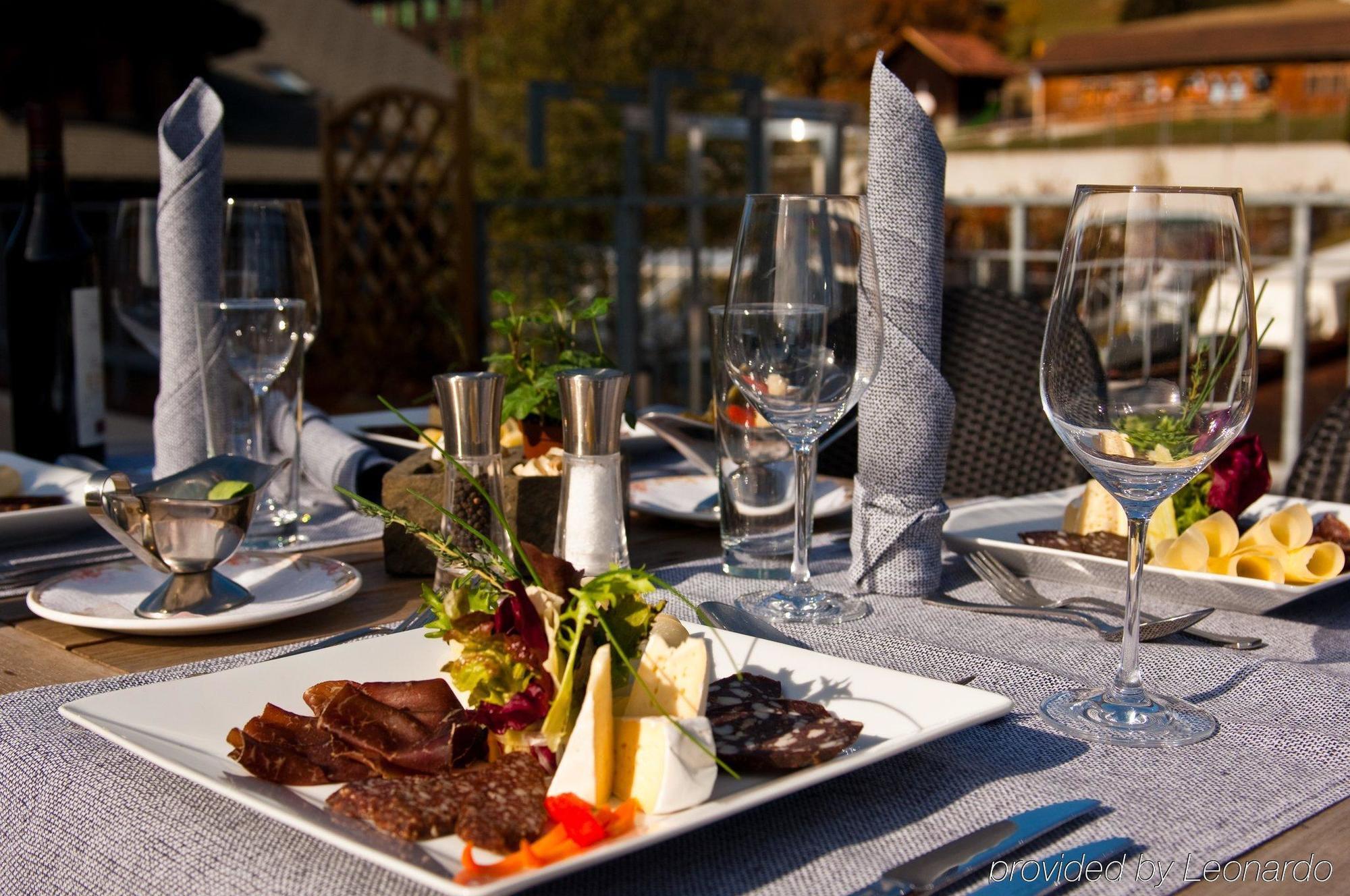 Hotel Landhaus Saanen Restaurant foto