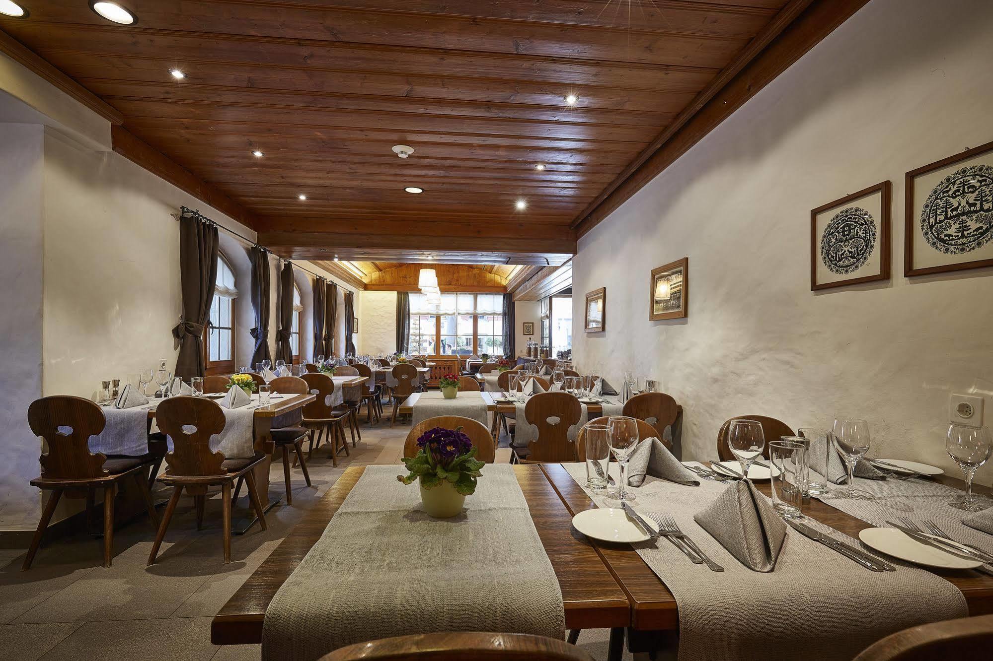 Hotel Landhaus Saanen Exterior foto